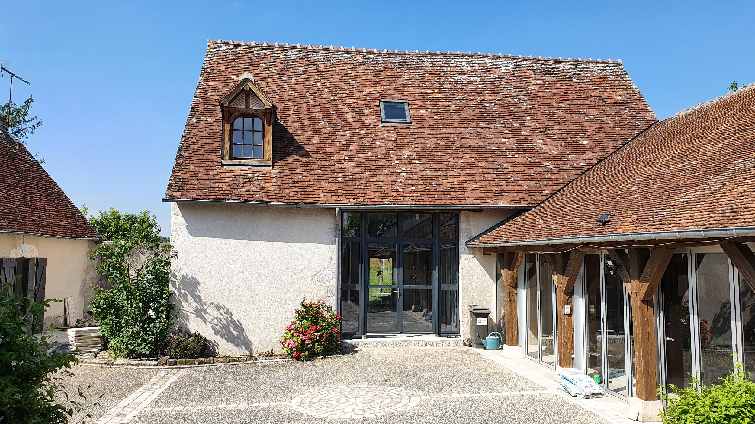 Vue intérieure d'une réhabilitation d'une ancienne dépendance en (…)