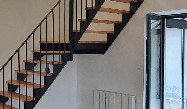 Photo de la réalisation Vue intérieure d'une réhabilitation d'une ancienne dépendance en (…)