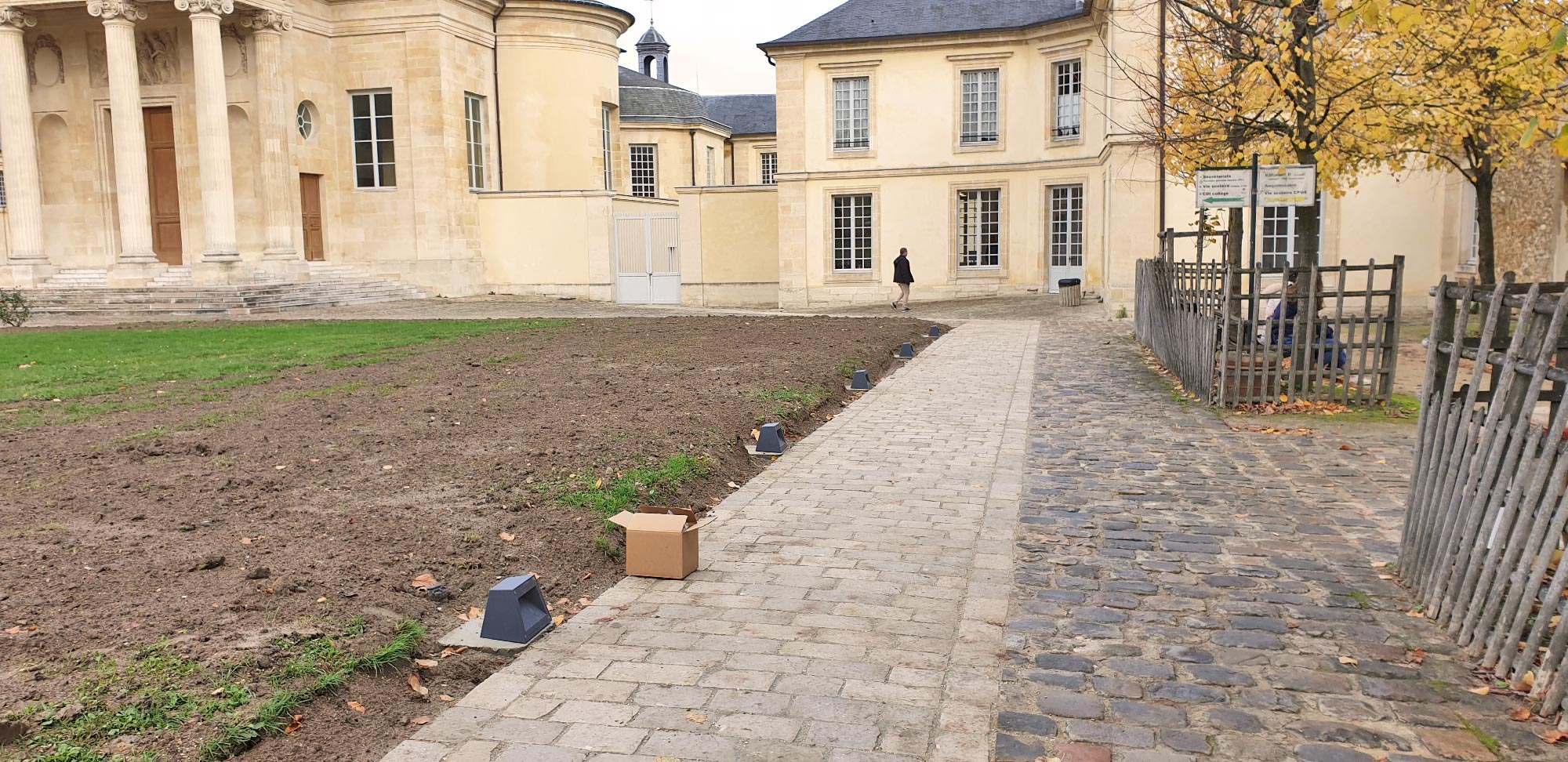 Mise aux Normes PMR de la Cour d'Honneur du Lycée Hoche - Versailles